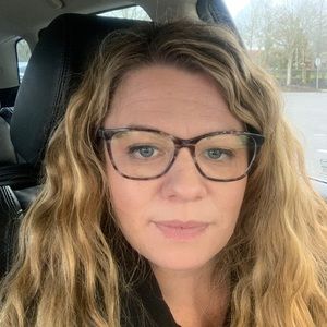 Meet your Posher, Mandy